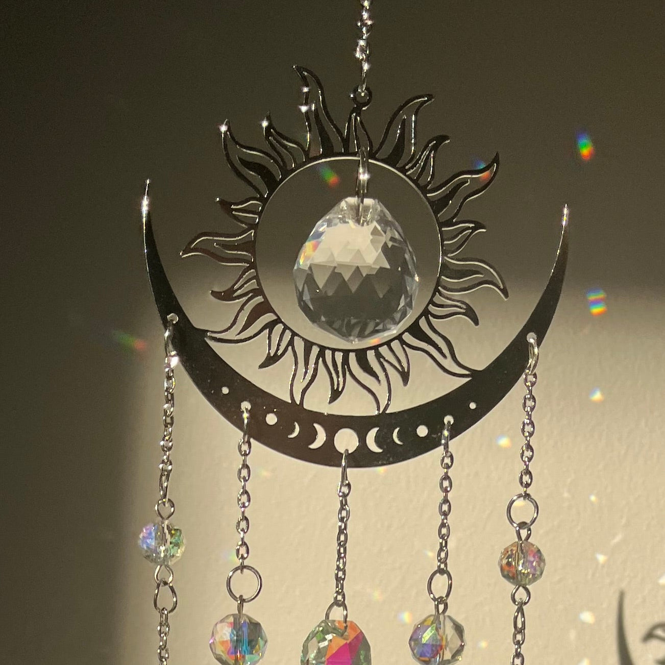 Élégance lunaire argentée